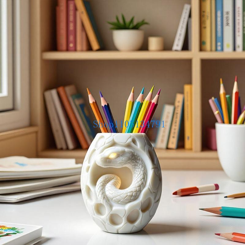 Resin Art Ideas - 98 Creative Snake Pattern Silicone Planter